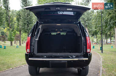 Позашляховик / Кросовер Cadillac Escalade 2008 в 