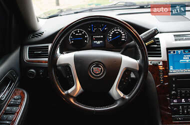Позашляховик / Кросовер Cadillac Escalade 2008 в 