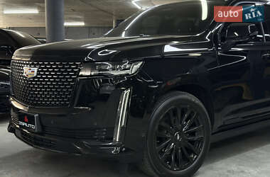 Внедорожник / Кроссовер Cadillac Escalade 2022 в 