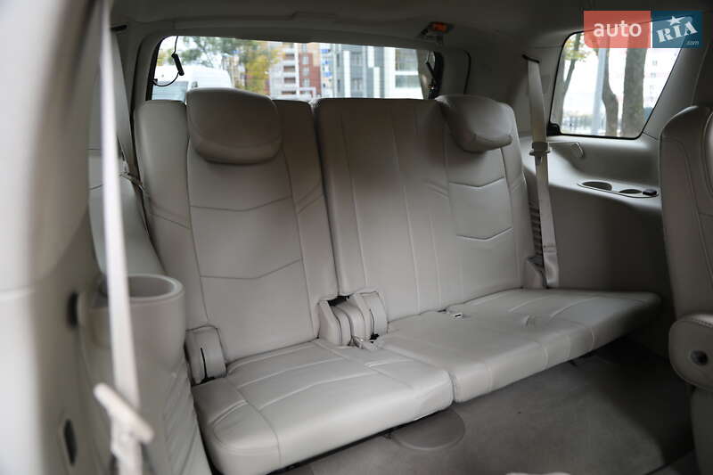 Внедорожник / Кроссовер Cadillac Escalade 2014 в Харькове