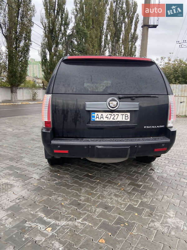 Внедорожник / Кроссовер Cadillac Escalade 2007 в Киеве