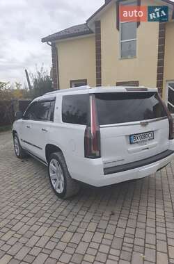 Позашляховик / Кросовер Cadillac Escalade 2016 в 