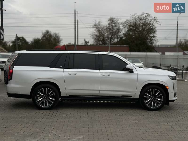Внедорожник / Кроссовер Cadillac Escalade 2021 в Черновцах
