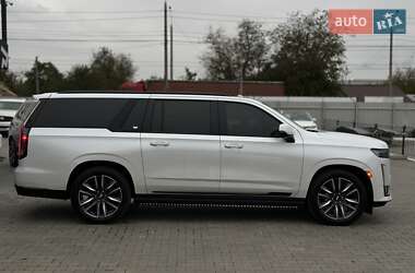 Позашляховик / Кросовер Cadillac Escalade 2021 в 