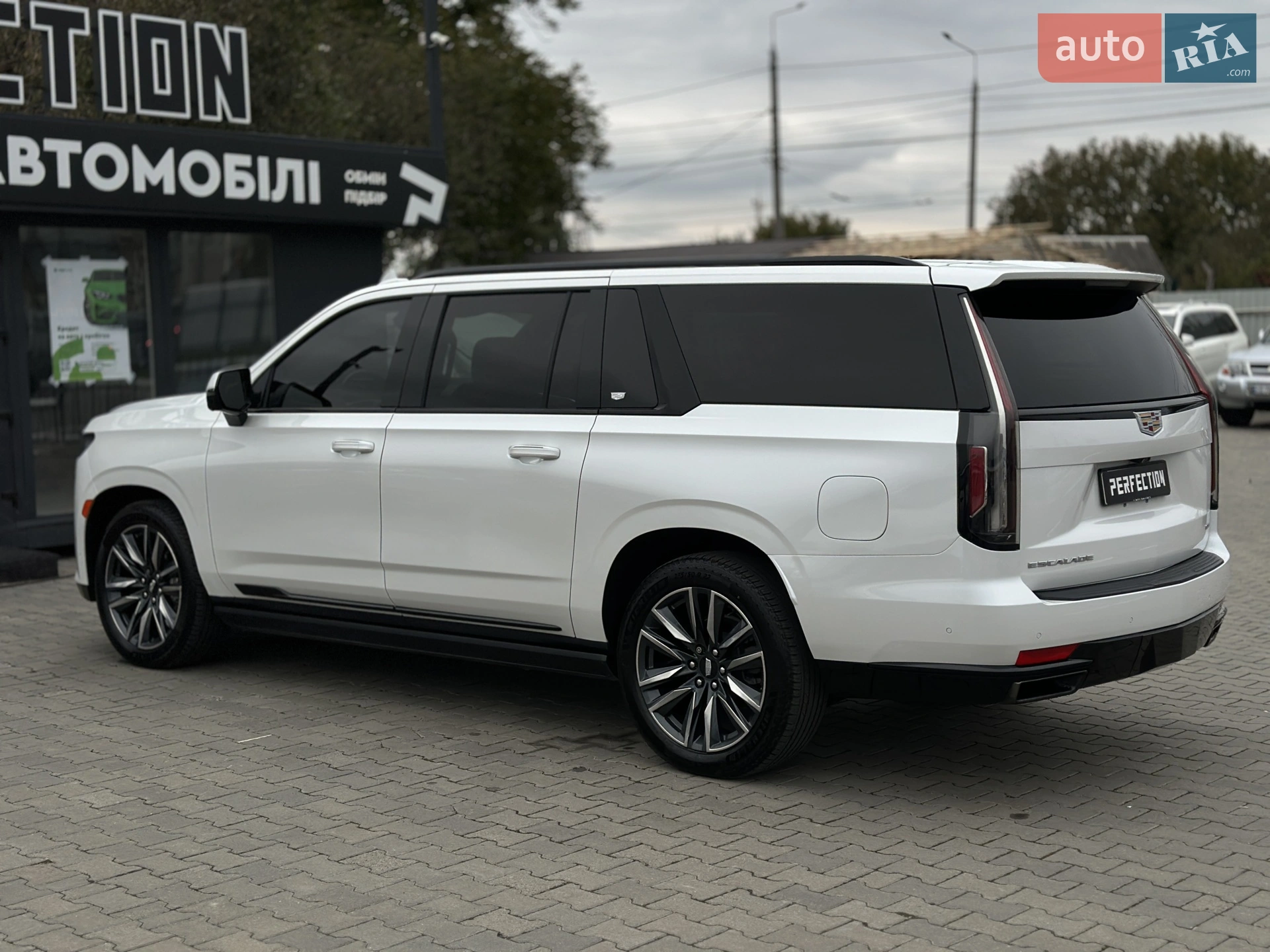 2021 Cadillac Escalade - мініатюра 18