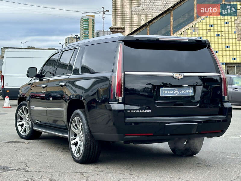 Внедорожник / Кроссовер Cadillac Escalade 2016 в Киеве фото 3 Внедорожник / Кроссовер Cadillac Escalade 2016 в Киеве