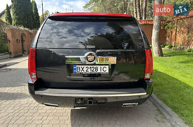 Внедорожник / Кроссовер Cadillac Escalade 2013 в 
