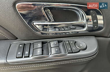 Внедорожник / Кроссовер Cadillac Escalade 2013 в 