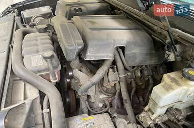 Внедорожник / Кроссовер Cadillac Escalade 2008 в 