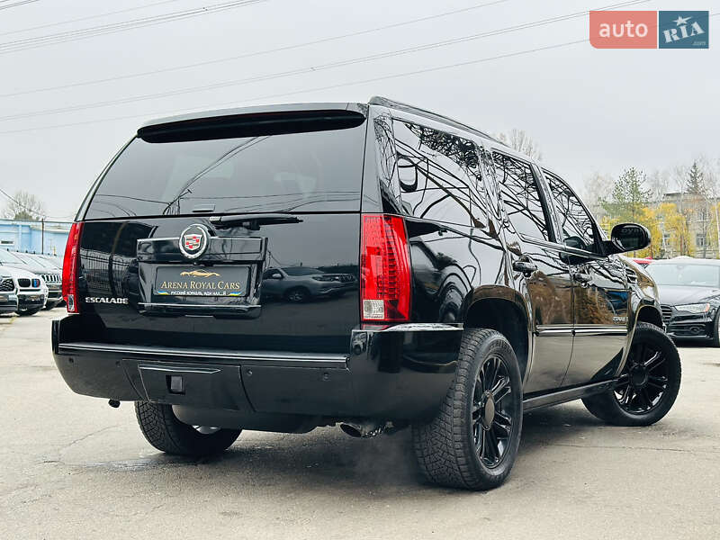 Позашляховик / Кросовер Cadillac Escalade 2008 в Харкові