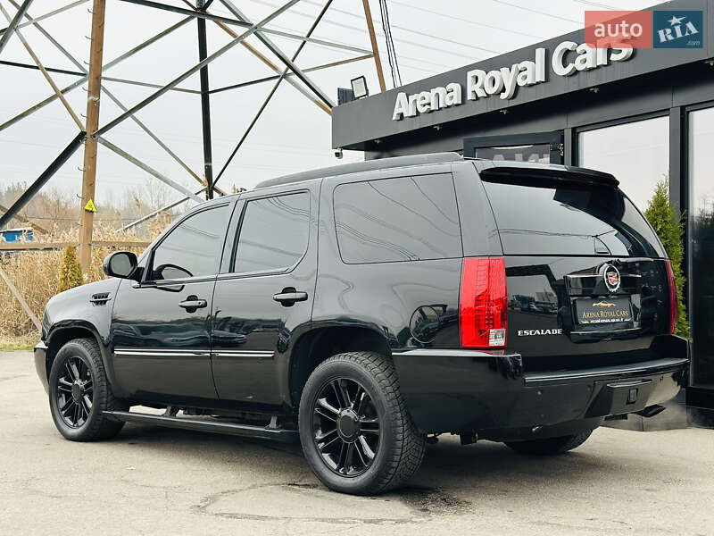 Позашляховик / Кросовер Cadillac Escalade 2008 в Харкові