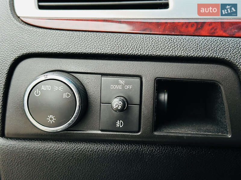 Позашляховик / Кросовер Cadillac Escalade 2008 в Харкові