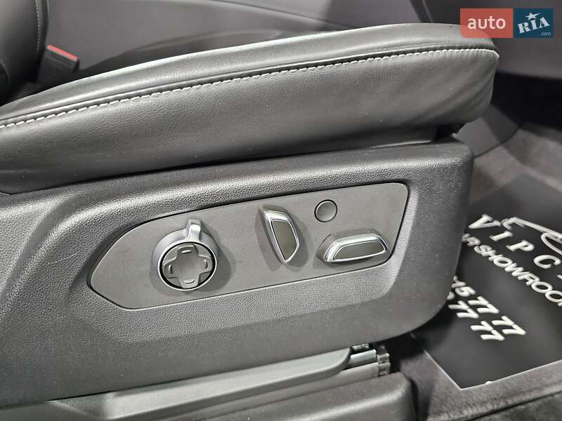 Позашляховик / Кросовер Cadillac Escalade 2022 в Києві