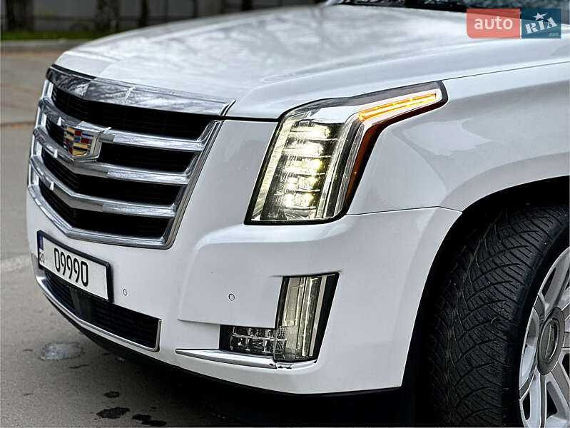 Позашляховик / Кросовер Cadillac Escalade 2016 в Тернополі фото 13 Позашляховик / Кросовер Cadillac Escalade 2016 в Тернополі