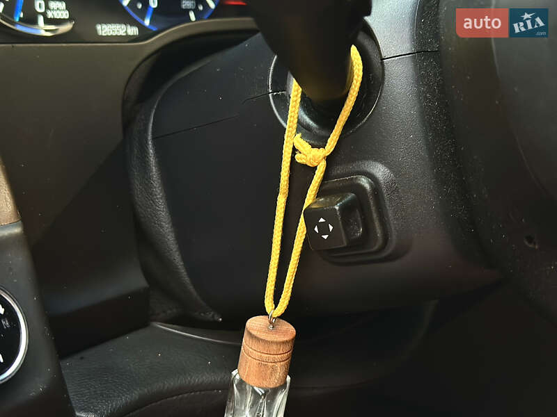 Позашляховик / Кросовер Cadillac Escalade 2016 в Тернополі фото 27 Позашляховик / Кросовер Cadillac Escalade 2016 в Тернополі