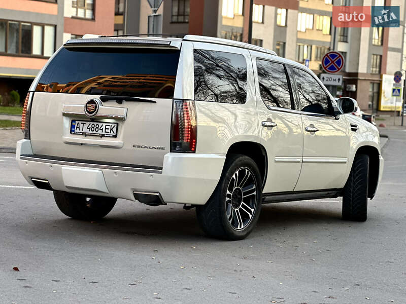 Позашляховик / Кросовер Cadillac Escalade 2013 в Тернополі фото 10 Позашляховик / Кросовер Cadillac Escalade 2013 в Тернополі