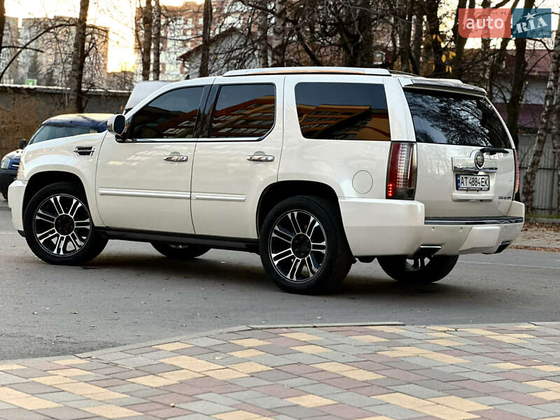 Позашляховик / Кросовер Cadillac Escalade 2013 в Тернополі фото 16 Позашляховик / Кросовер Cadillac Escalade 2013 в Тернополі