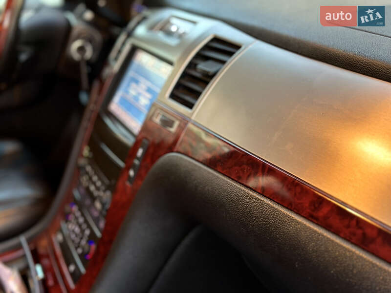 Позашляховик / Кросовер Cadillac Escalade 2013 в Тернополі фото 39 Позашляховик / Кросовер Cadillac Escalade 2013 в Тернополі