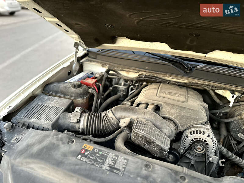 Позашляховик / Кросовер Cadillac Escalade 2013 в Тернополі фото 44 Позашляховик / Кросовер Cadillac Escalade 2013 в Тернополі