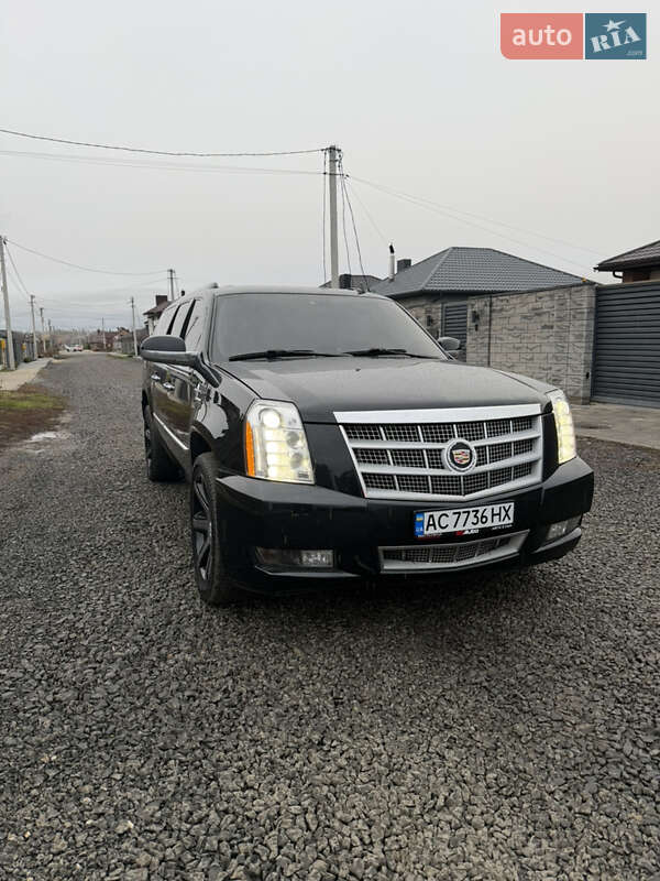 Внедорожник / Кроссовер Cadillac Escalade 2013 в Луцке фото 5 Внедорожник / Кроссовер Cadillac Escalade 2013 в Луцке