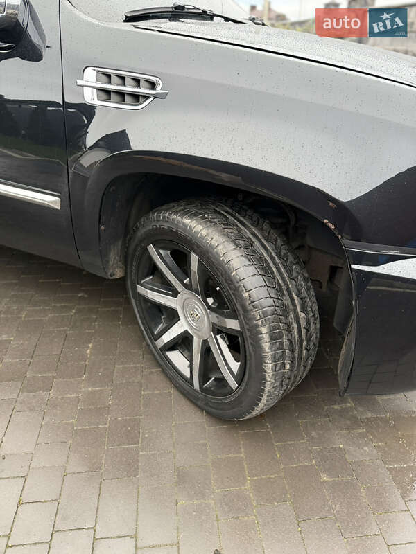 Внедорожник / Кроссовер Cadillac Escalade 2013 в Луцке фото 22 Внедорожник / Кроссовер Cadillac Escalade 2013 в Луцке