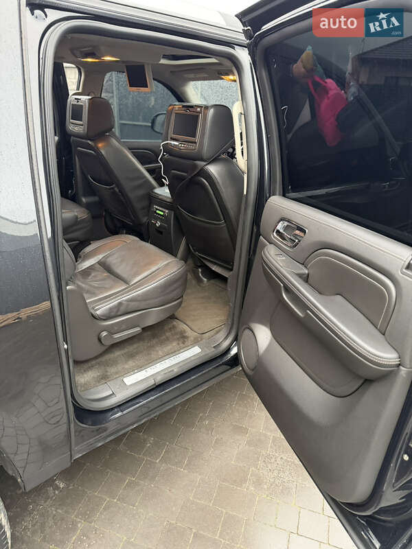 Внедорожник / Кроссовер Cadillac Escalade 2013 в Луцке фото 74 Внедорожник / Кроссовер Cadillac Escalade 2013 в Луцке
