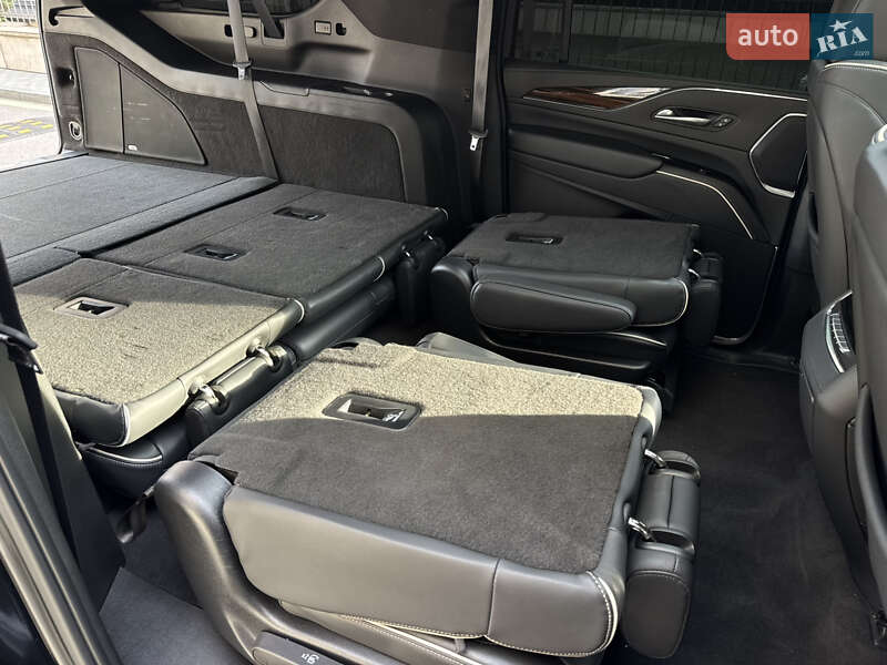 Позашляховик / Кросовер Cadillac Escalade 2023 в Києві фото 44 Позашляховик / Кросовер Cadillac Escalade 2023 в Києві