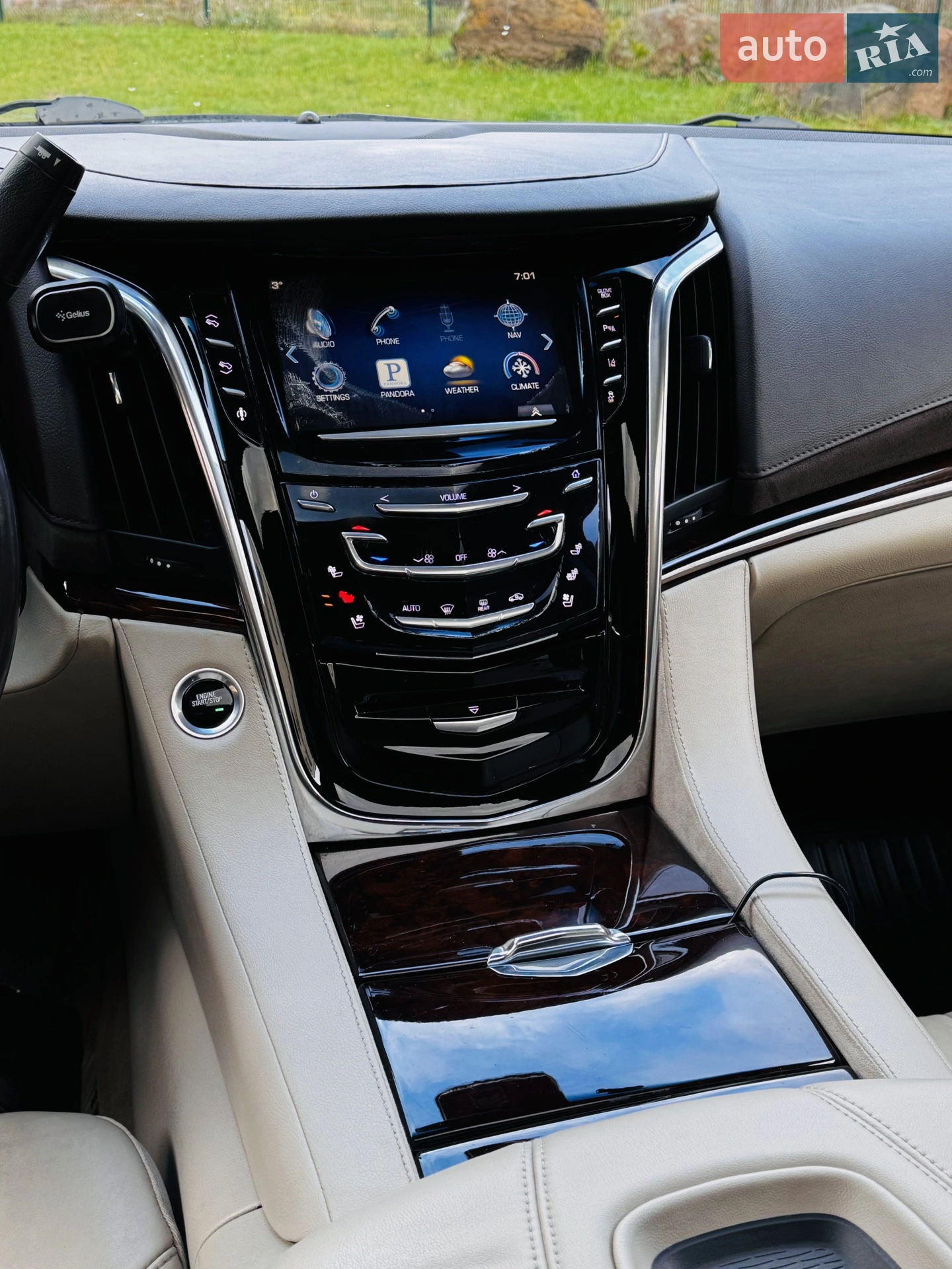 2014 Cadillac Escalade - мініатюра 26