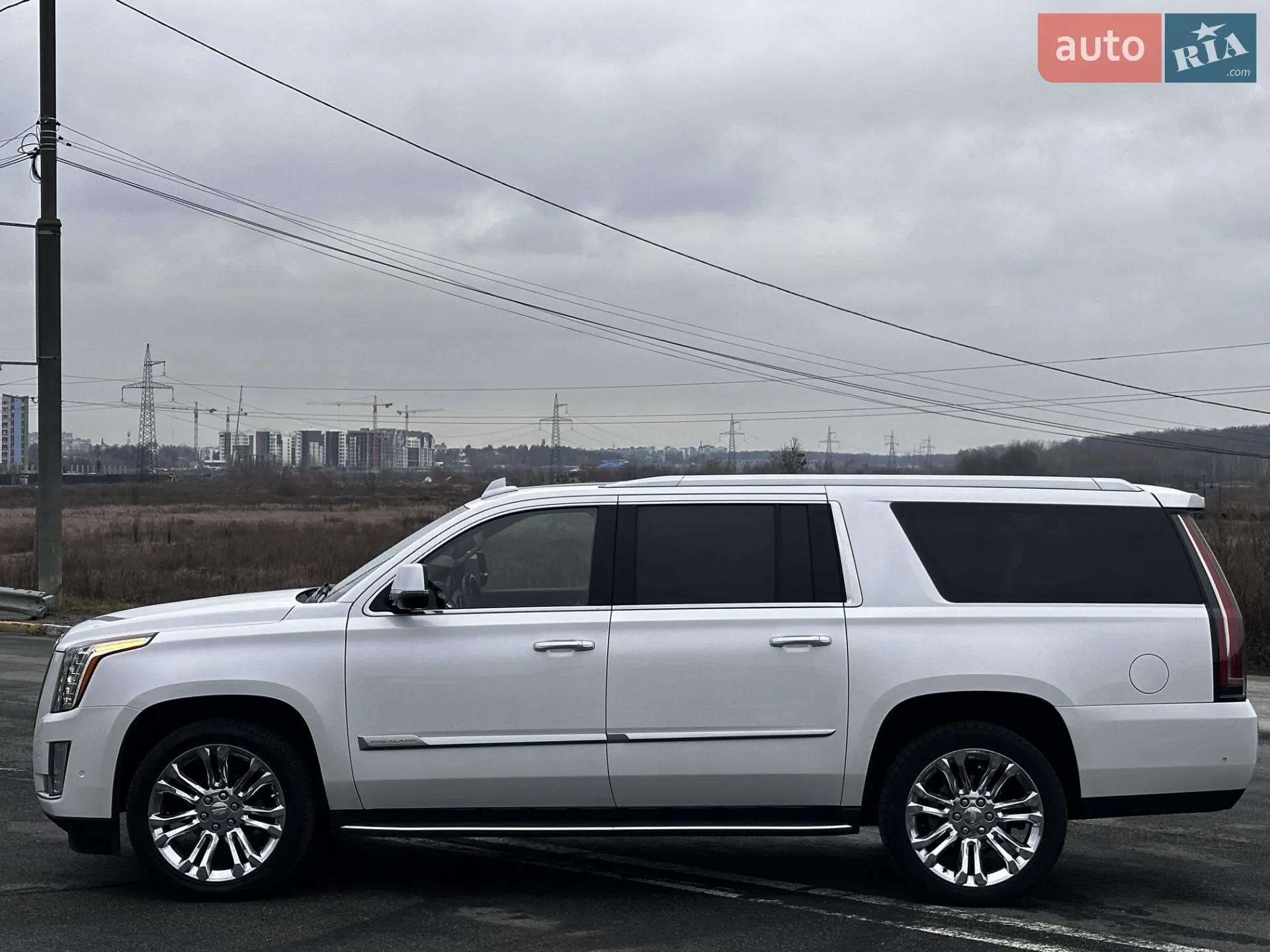 2018 Cadillac Escalade - мініатюра 11