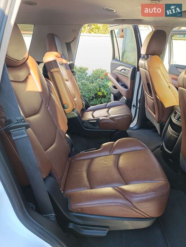 Позашляховик / Кросовер Cadillac Escalade 2019 в Вінниці