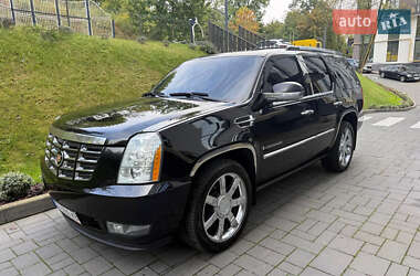 Позашляховик / Кросовер Cadillac Escalade 2008 в Львові