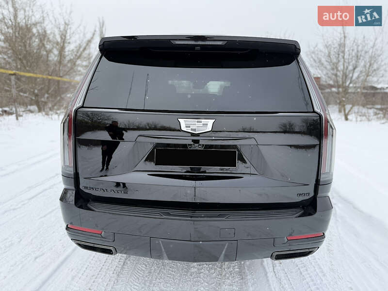 Внедорожник / Кроссовер Cadillac Escalade 2024 в Киеве