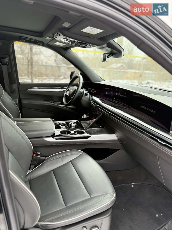 Внедорожник / Кроссовер Cadillac Escalade 2024 в Киеве