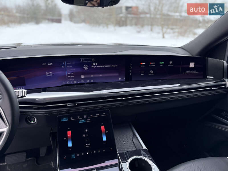 Внедорожник / Кроссовер Cadillac Escalade 2024 в Киеве