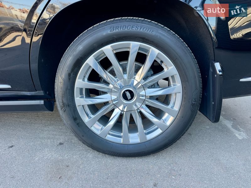 Позашляховик / Кросовер Cadillac Escalade 2021 в Києві