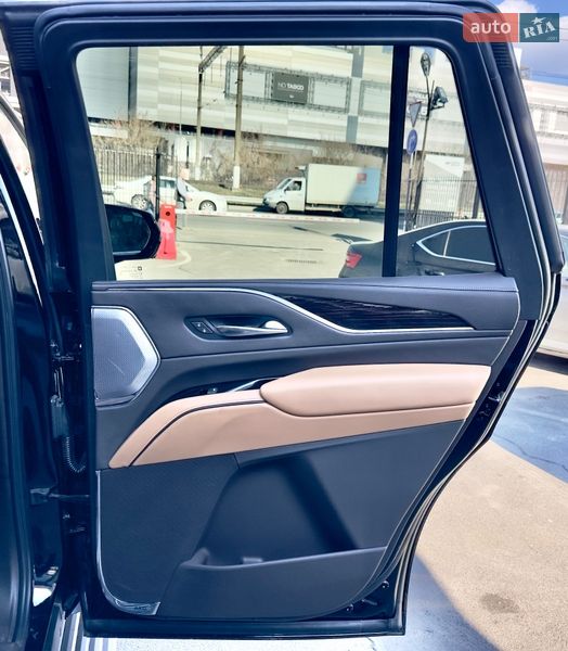 Позашляховик / Кросовер Cadillac Escalade 2021 в Києві