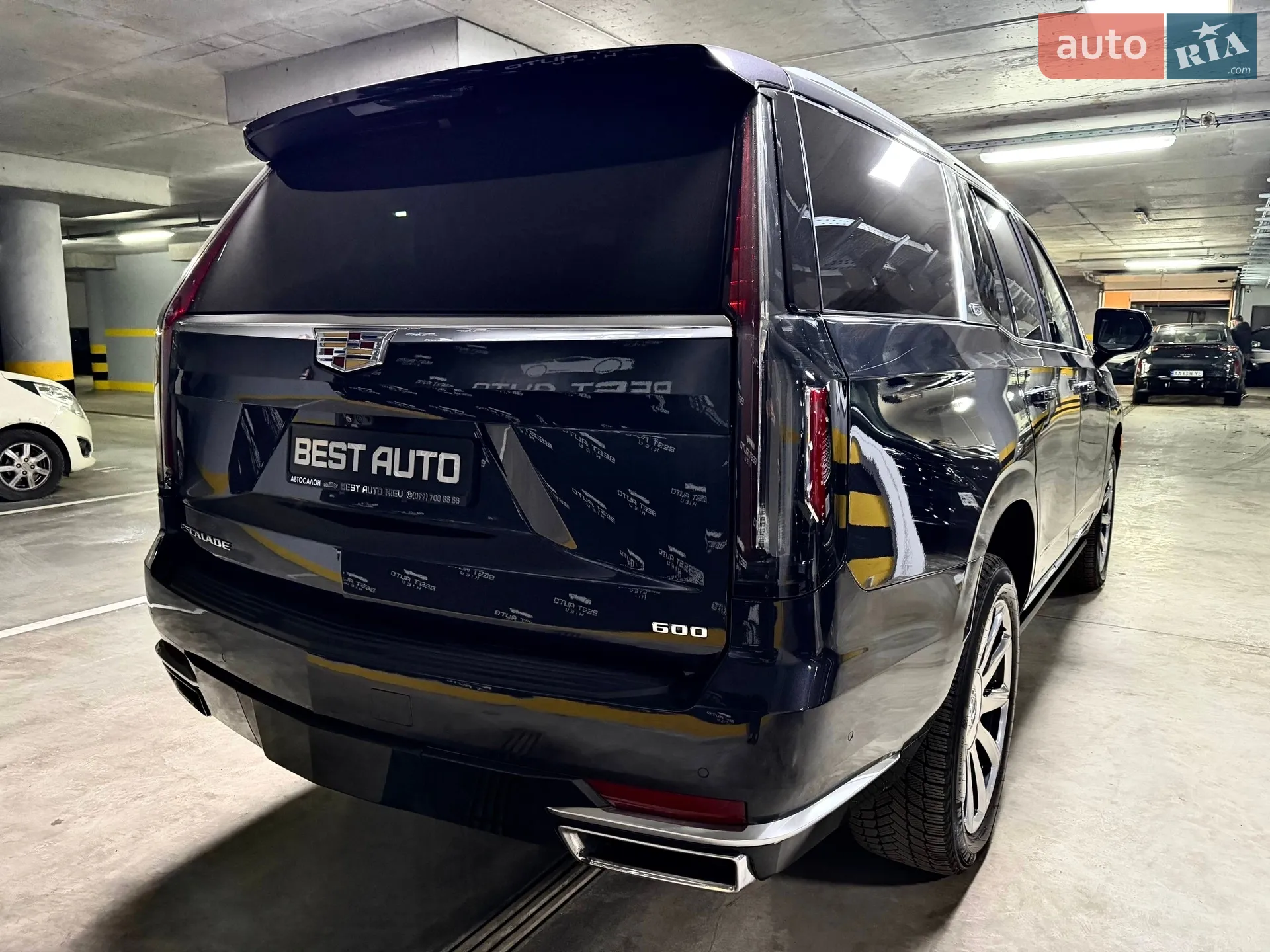 2022 Cadillac Escalade - мініатюра 13