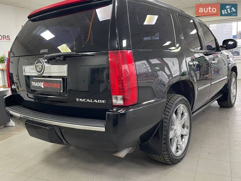 Внедорожник / Кроссовер Cadillac Escalade 2008 в Киеве фото 14 Внедорожник / Кроссовер Cadillac Escalade 2008 в Киеве