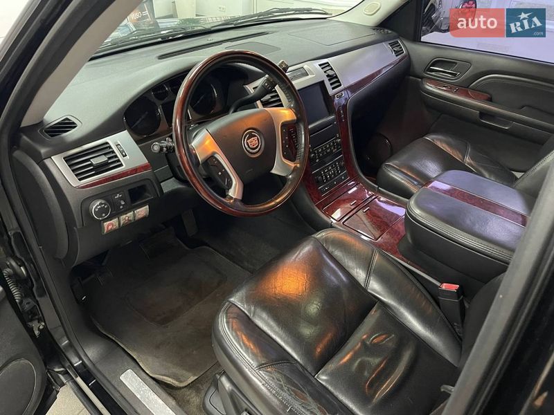 Внедорожник / Кроссовер Cadillac Escalade 2008 в Киеве фото 19 Внедорожник / Кроссовер Cadillac Escalade 2008 в Киеве