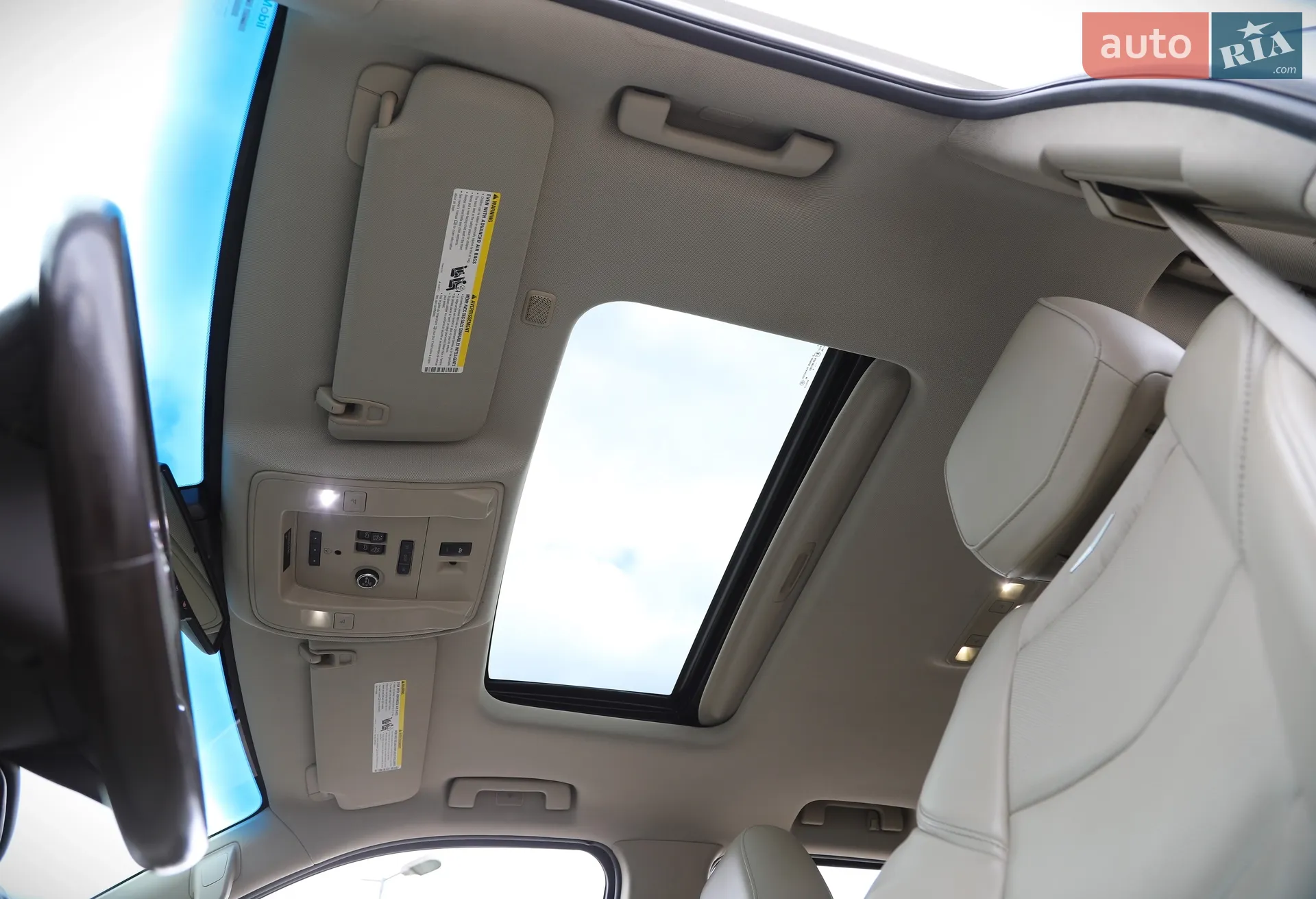 2014 Cadillac Escalade - мініатюра 32