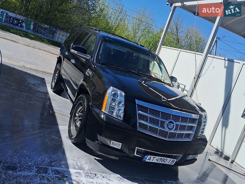 Cadillac Escalade 2011