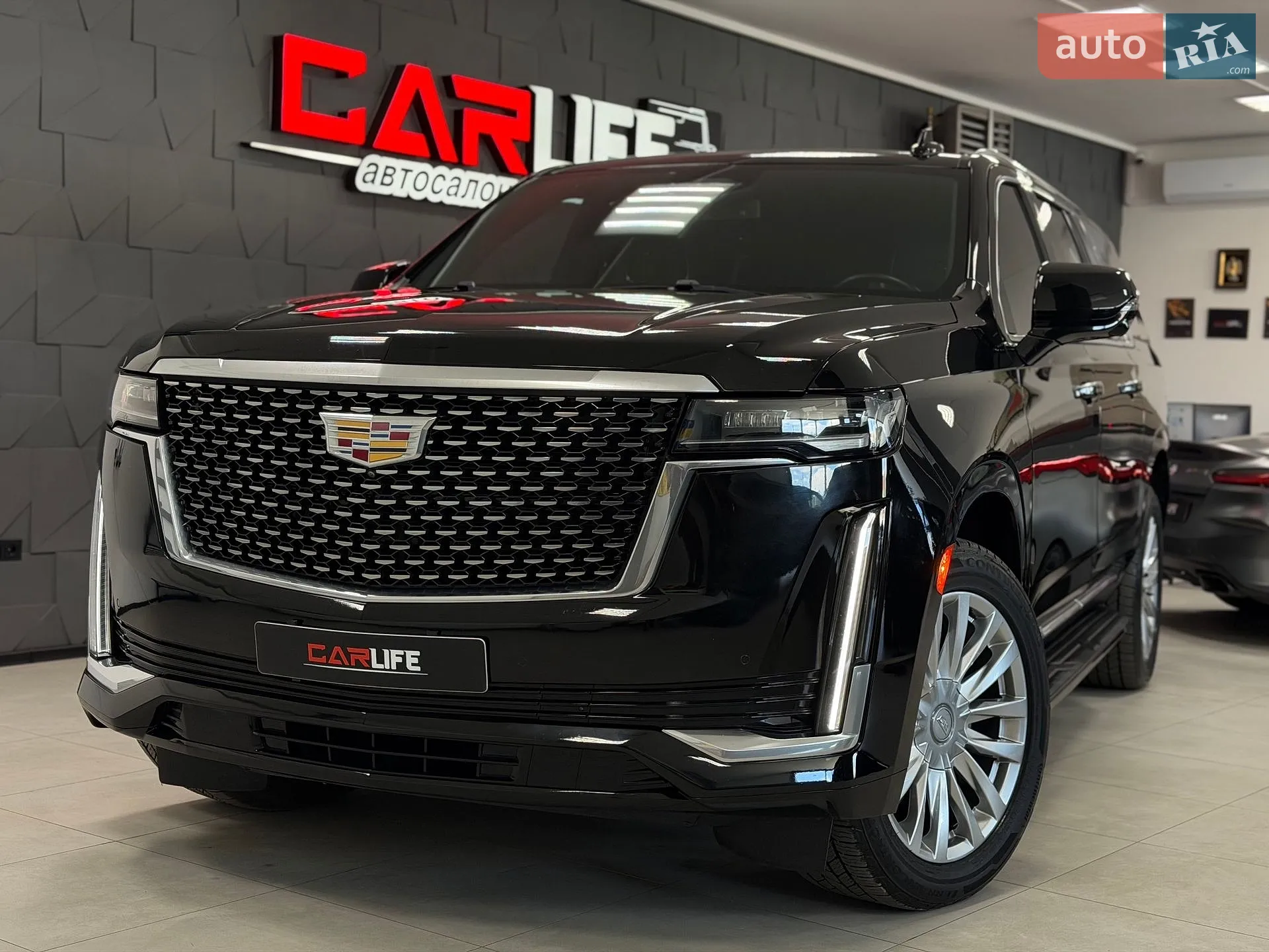 2023 Cadillac Escalade - мініатюра 5
