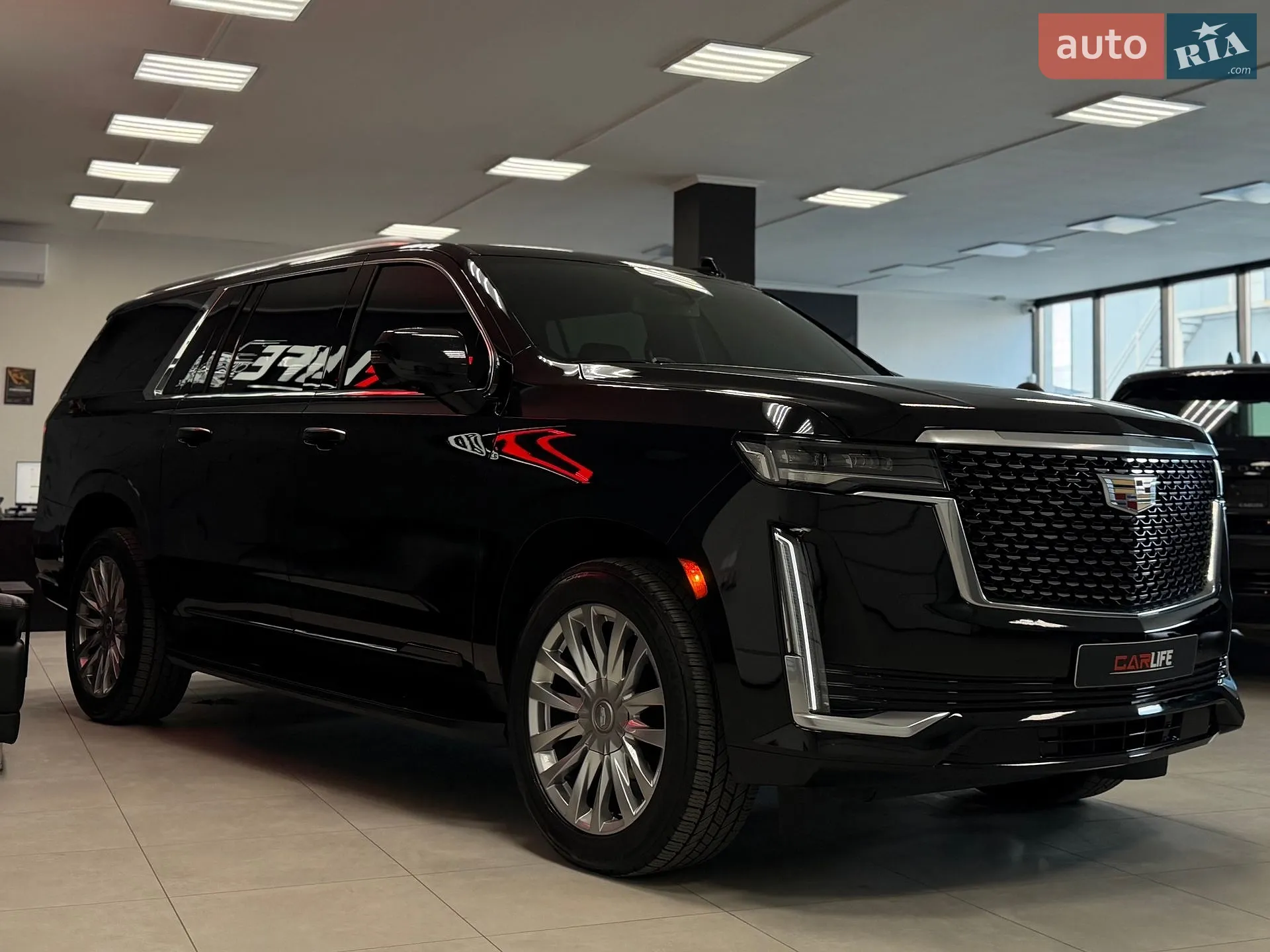 2023 Cadillac Escalade - мініатюра 13