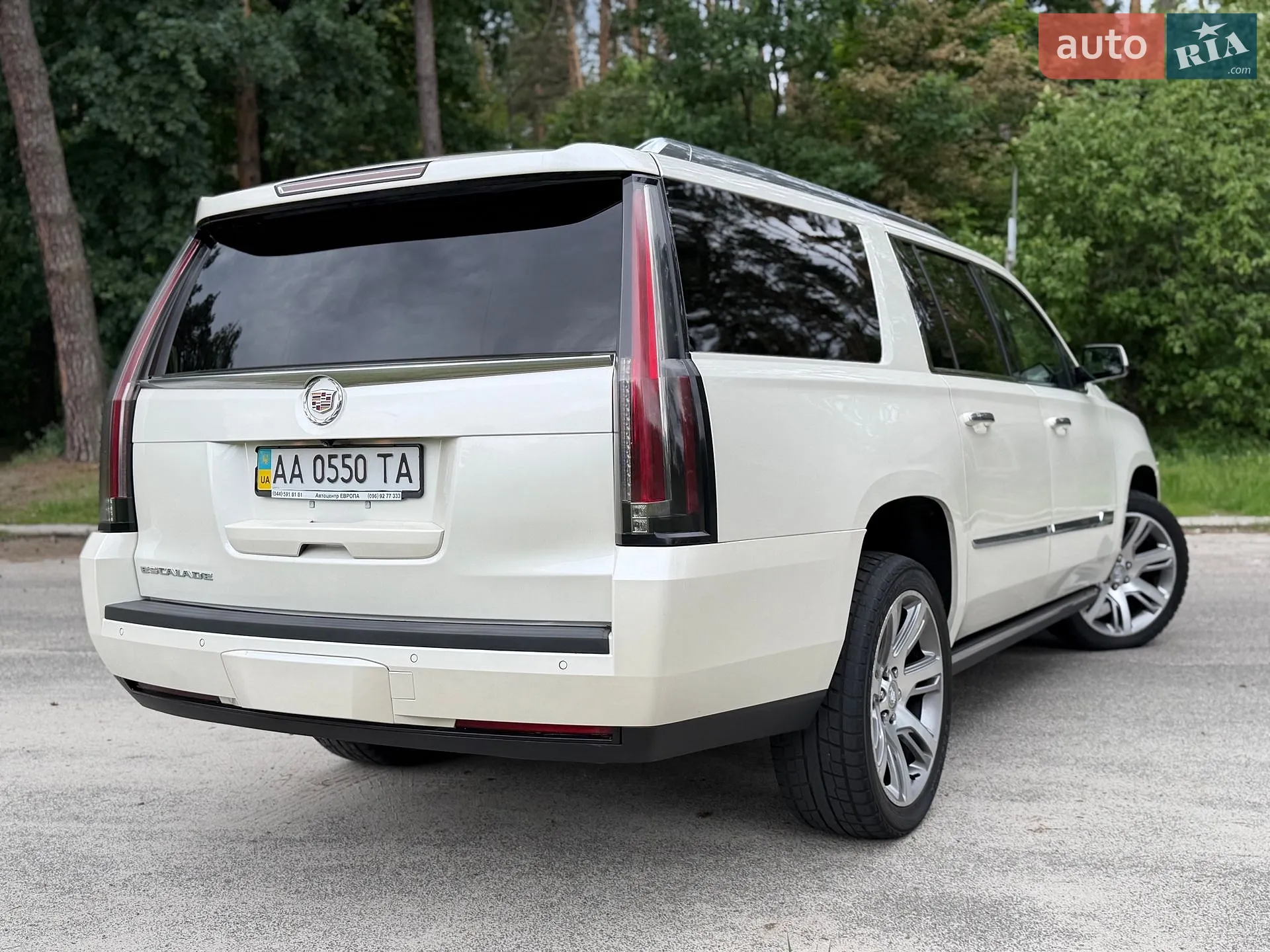 2014 Cadillac Escalade - мініатюра 10