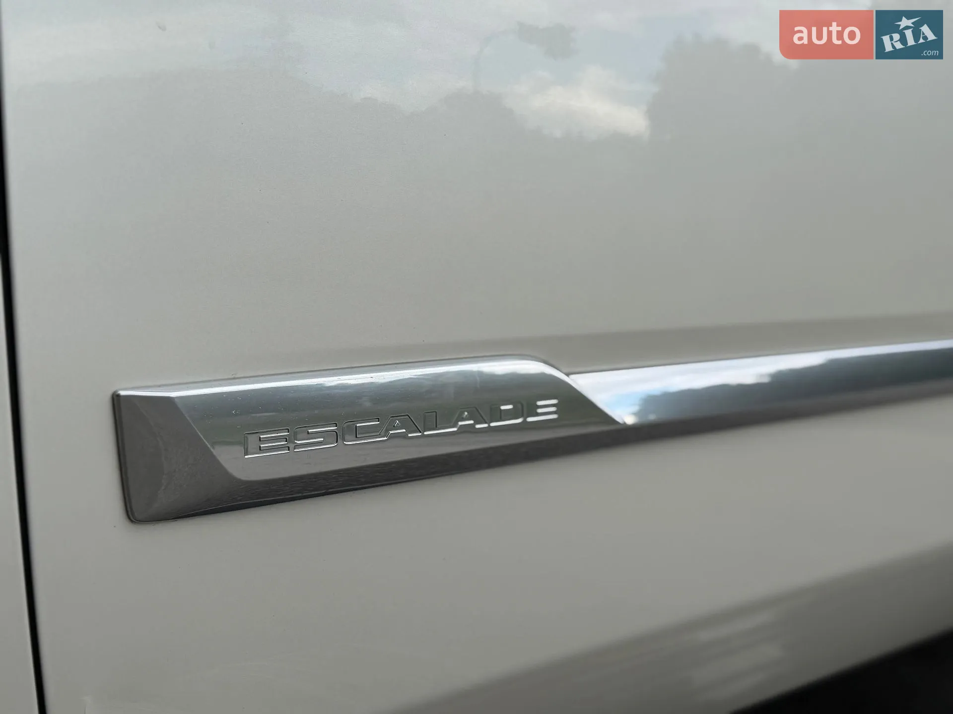 2014 Cadillac Escalade - мініатюра 18