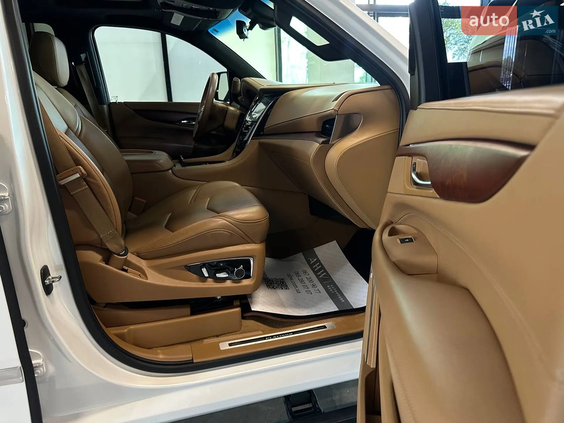 2017 Cadillac Escalade - мініатюра 41