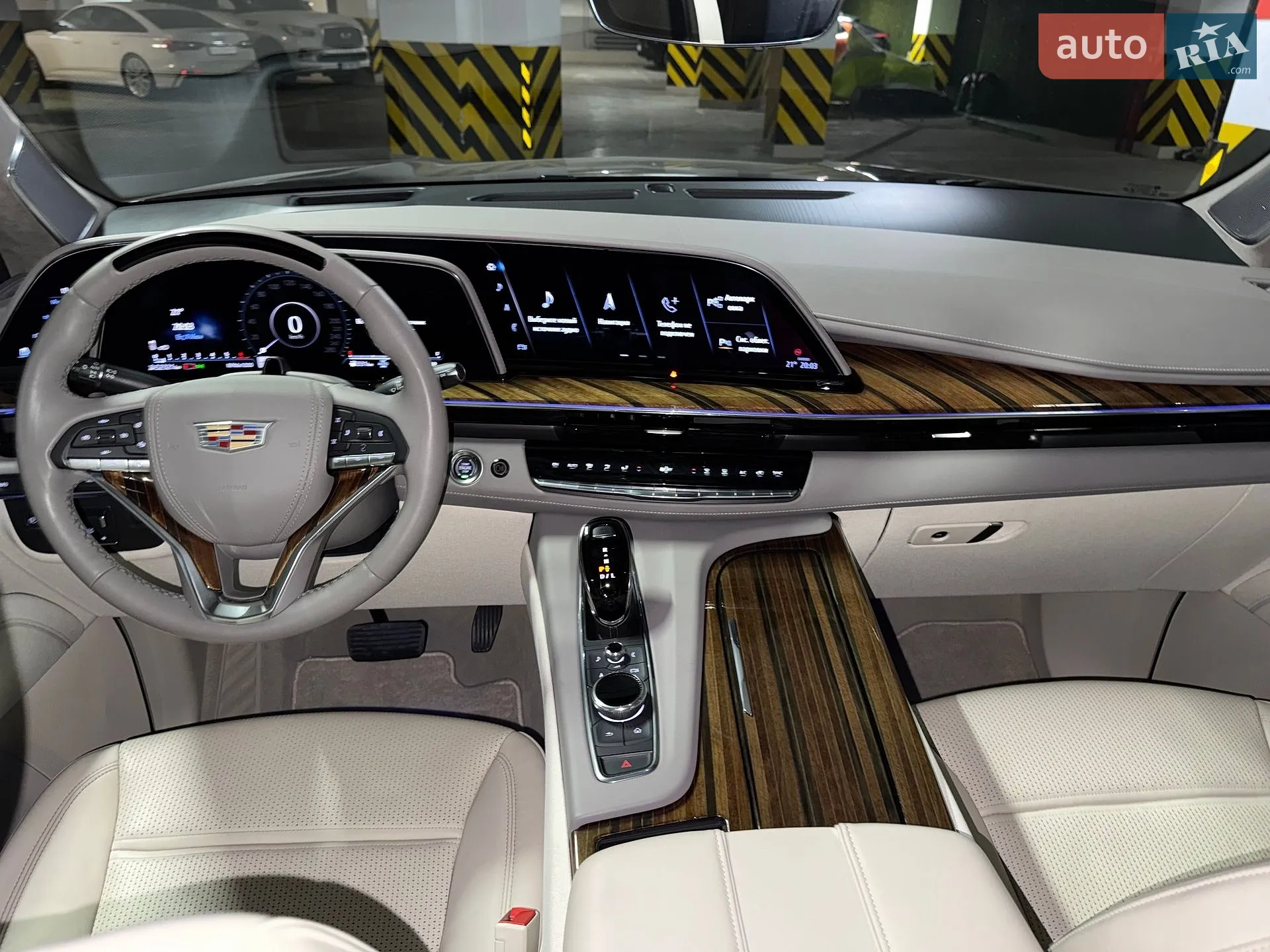 2022 Cadillac Escalade - мініатюра 46