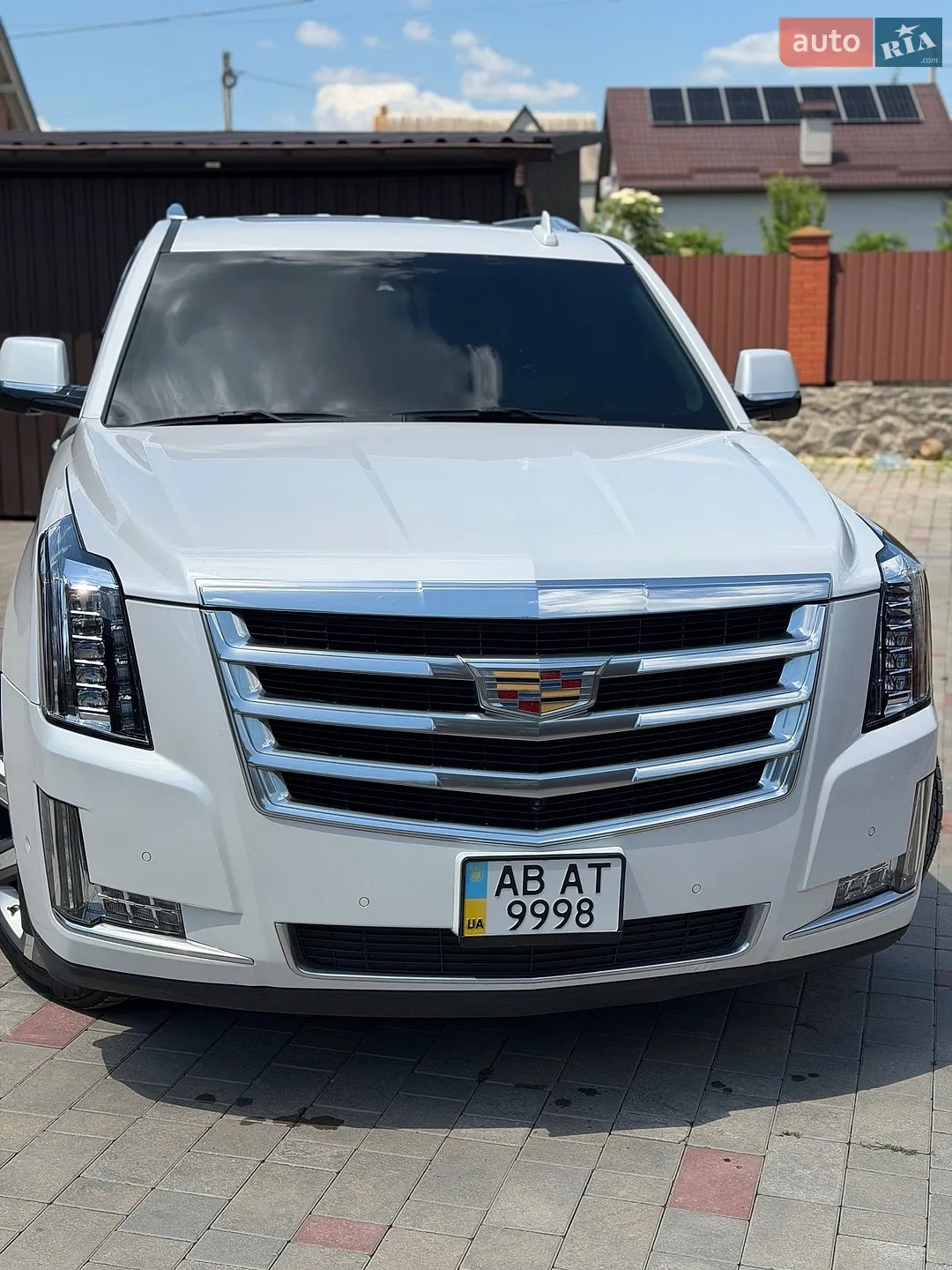 2017 Cadillac Escalade - фото 1