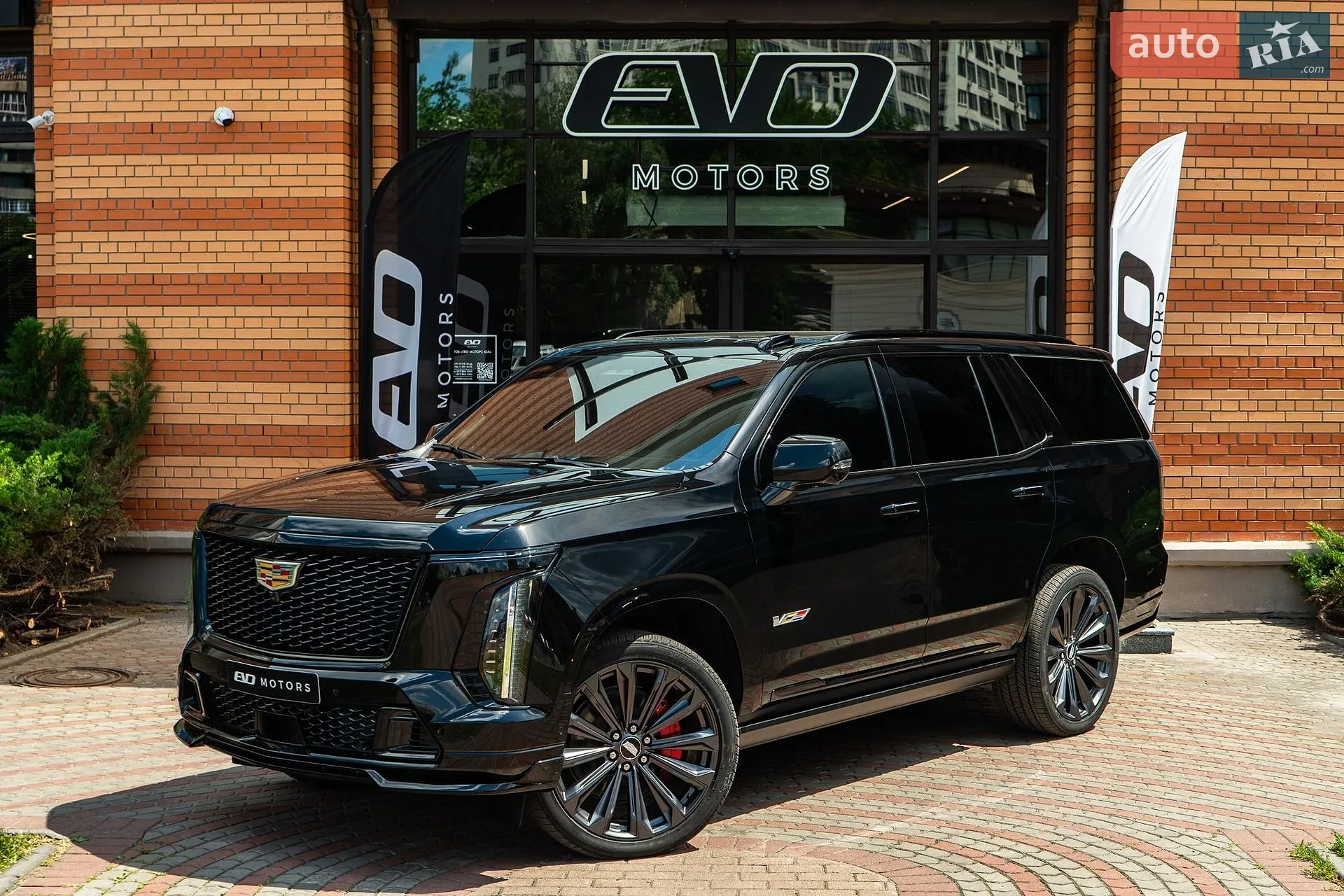 2026 Cadillac Escalade - мініатюра 2