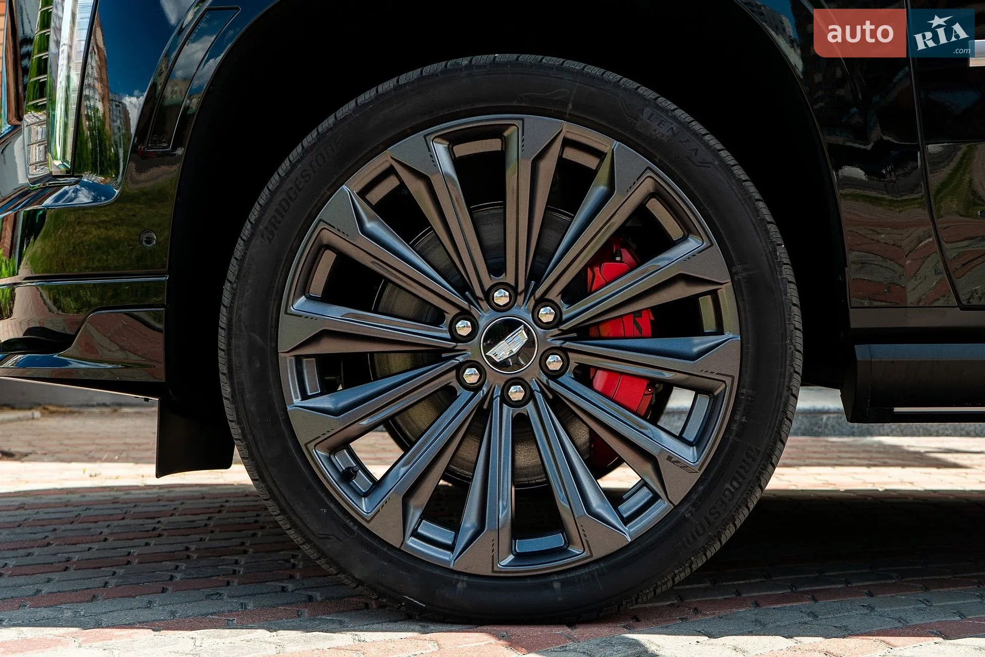 2026 Cadillac Escalade - мініатюра 4
